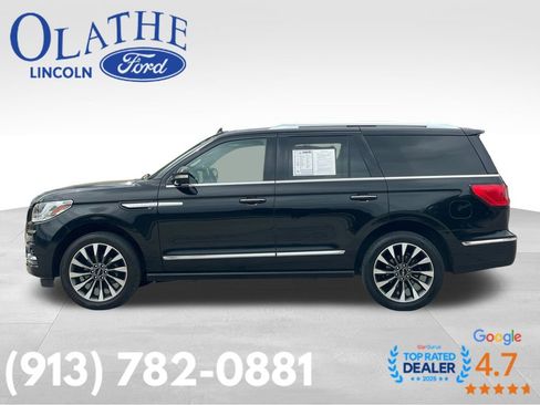 Used 2021 Lincoln Navigator Reserve AWD/4WD image 4
