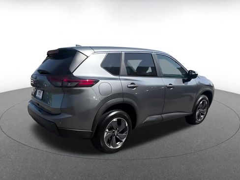 Used 2025 Nissan Rogue SV image 14