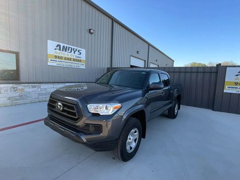 Used 2023 Toyota Tacoma SR image 7