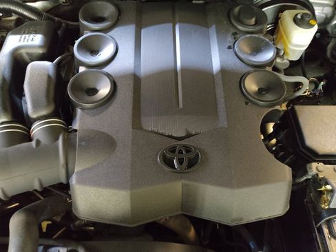 Used 2020 Toyota 4Runner SR5 Premium image 30