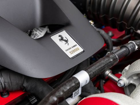 Used 2026 Ferrari Purosangue AWD/4WD image 44