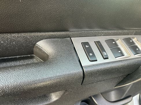 Used 2013 Chevrolet Silverado 1500 LT image 11