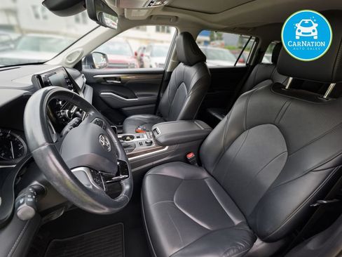 Used 2020 Toyota Highlander Limited AWD/4WD image 12