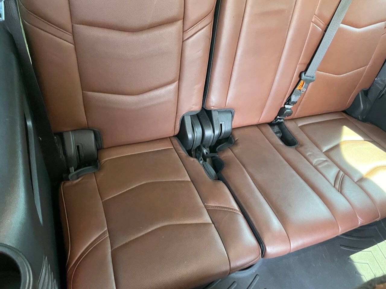 Used 2018 Cadillac Escalade Luxury RWD image 47