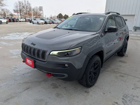 Used 2023 Jeep Cherokee Trailhawk w/ Trailer Tow Group image 35