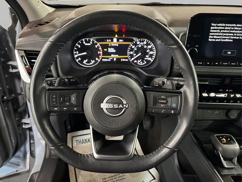 Used 2023 Nissan Rogue SL w/ SL Premium Package image 22