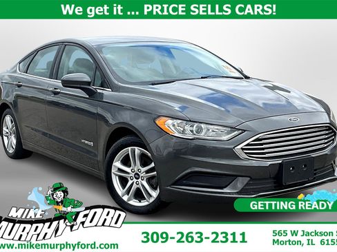 Used 2018 Ford Fusion S image 1