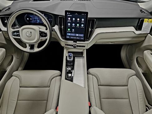 New 2026 Volvo XC60 T8 Ultra w/ Protection Package Premier AWD/4WD image 15