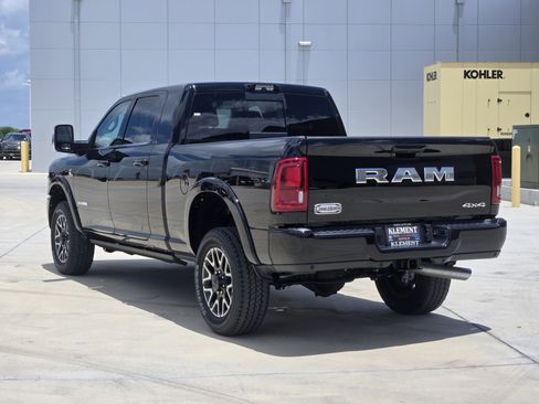 New 2026 RAM 2500 Limited AWD/4WD image 4