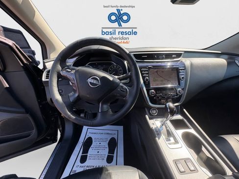 Used 2024 Nissan Murano SV AWD/4WD image 15