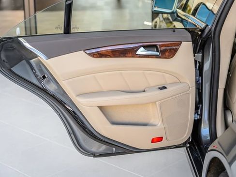Used 2014 Mercedes-Benz CLS 550 4MATIC image 52
