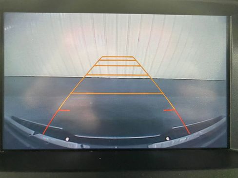 Used 2016 GMC Canyon SLT w/ Driver Alert Package image 13