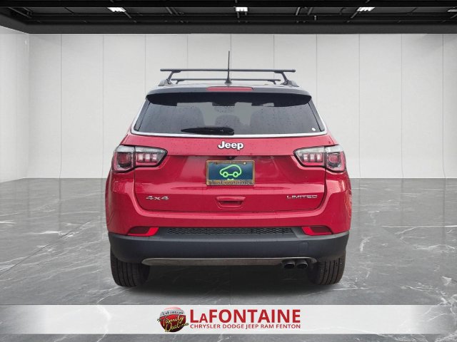 Used 2018 Jeep Compass Limited AWD/4WD image 4