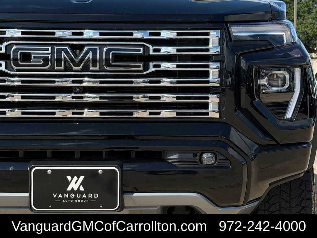 New 2026 GMC Canyon Denali w/ LPO, Denali Black Edition AWD/4WD image 8