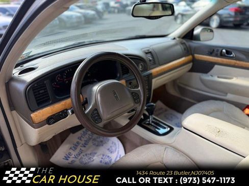 Used 2001 Lincoln Continental FWD image 14