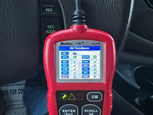 Used 2007 Ford E-350 and Econoline 350 Extended Super Duty image 12