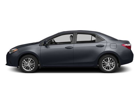Used 2014 Toyota Corolla LE FWD image 3