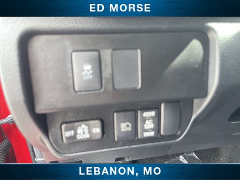Used 2022 Toyota Tacoma TRD Off-Road AWD/4WD image 17
