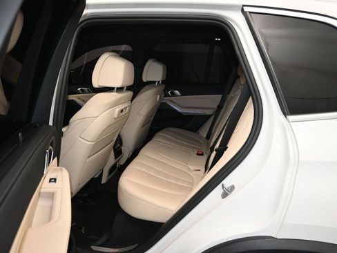 Used 2022 BMW X5 sDrive40i RWD image 15