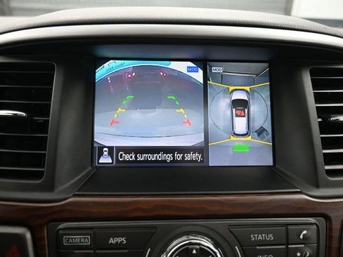 Used 2020 Nissan Pathfinder Platinum image 21