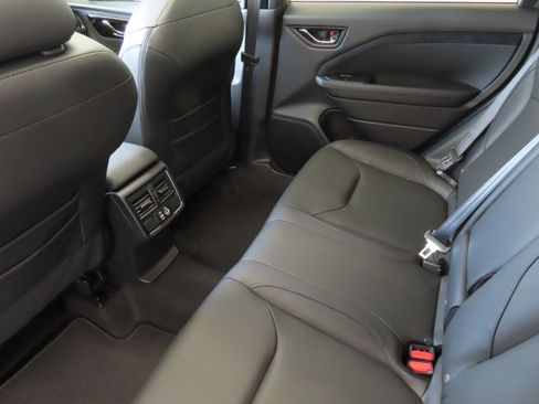 New 2025 Subaru Forester Limited image 24