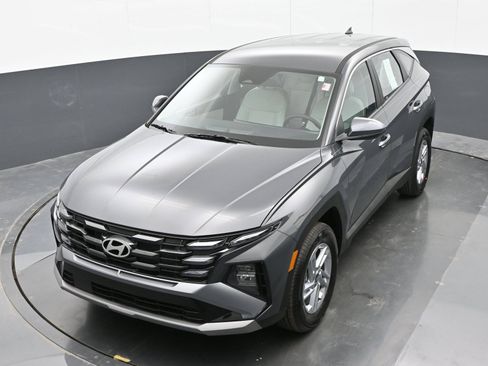 Certified 2026 Hyundai Tucson SE AWD/4WD image 35