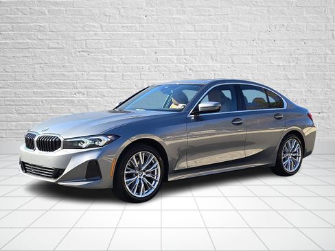 Used 2024 BMW 330i xDrive Sedan w/ Premium Package image 3