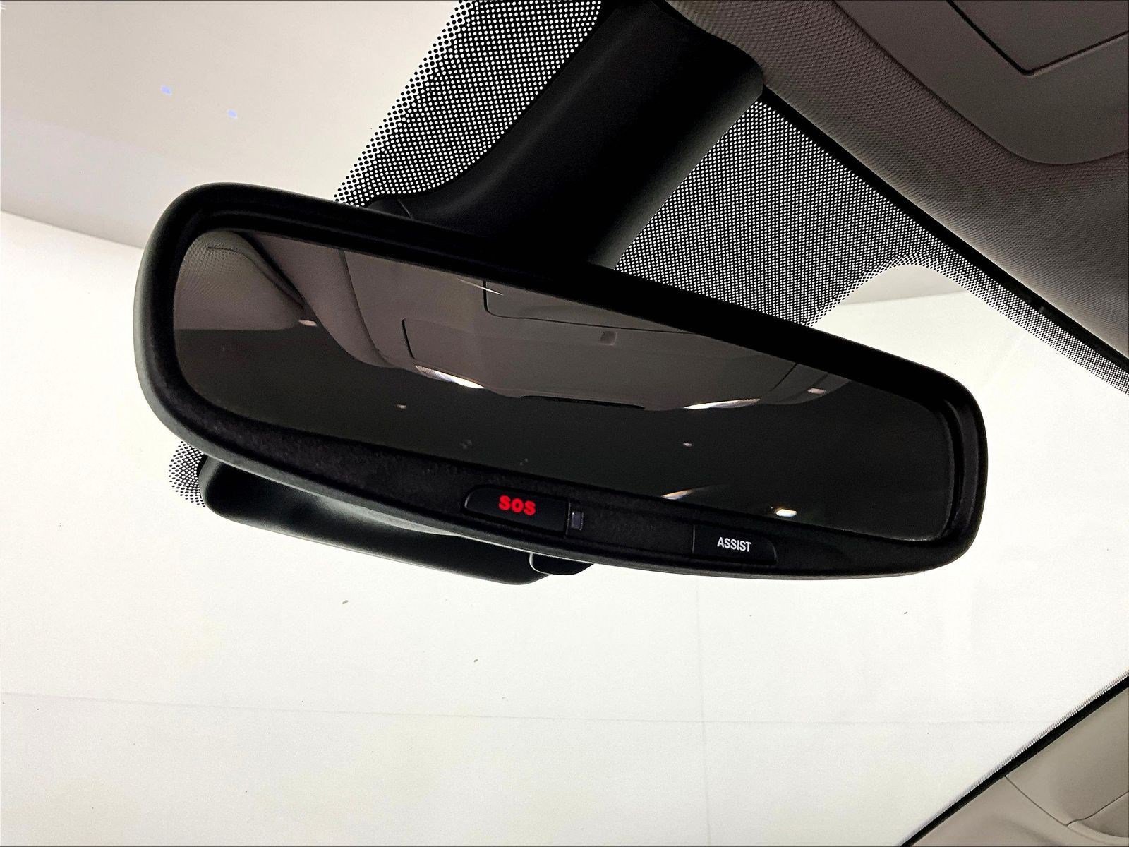 Used 2024 Chrysler Pacifica Limited FWD image 38