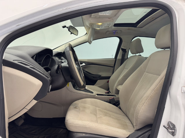 Used 2015 Ford Focus SE FWD image 14
