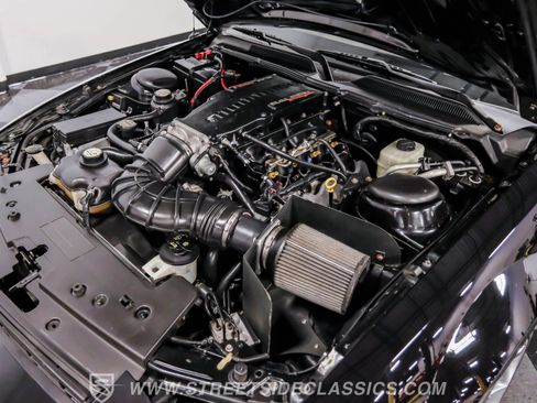 Used 2006 Ford Mustang GT Premium image 38