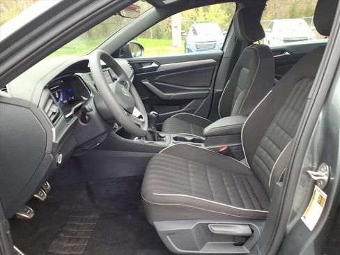 Used 2023 Volkswagen Jetta Sport FWD image 12