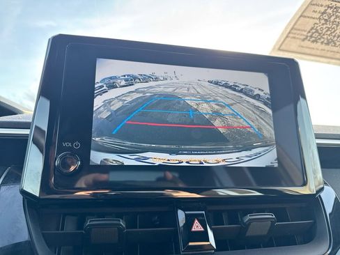 Used 2023 Toyota Corolla SE image 15