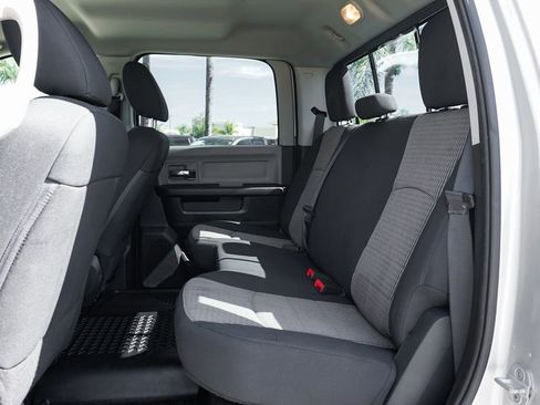 Used 2012 RAM 2500 SLT image 32