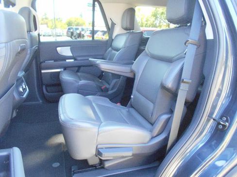 Certified 2025 Ford Expedition Active RWD image 10