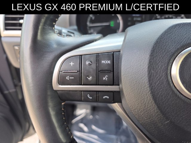 Used 2023 Lexus GX 460 Premium w/ Accessory Package AWD/4WD image 29