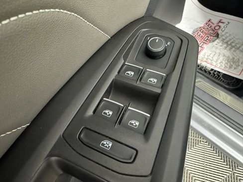 Used 2022 Volkswagen Atlas SE AWD/4WD image 39