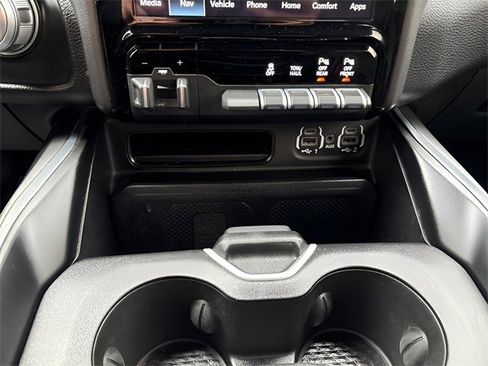Used 2022 RAM 1500 Laramie image 16