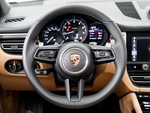 New 2026 Porsche Macan image 13