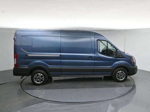 New 2026 Ford Transit 250 148 Medium Roof w/ Exterior Upgrade Package RWD image 34