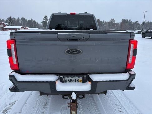 Used 2023 Ford F250 XLT w/ Black Appearance Package image 4