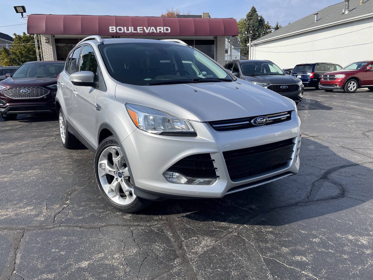 Used 2015 Ford Escape Titanium AWD/4WD image 1