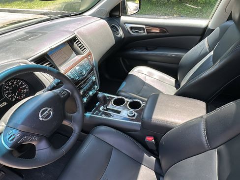 Used 2015 Nissan Pathfinder SL w/ SL Premium Package AWD/4WD image 24