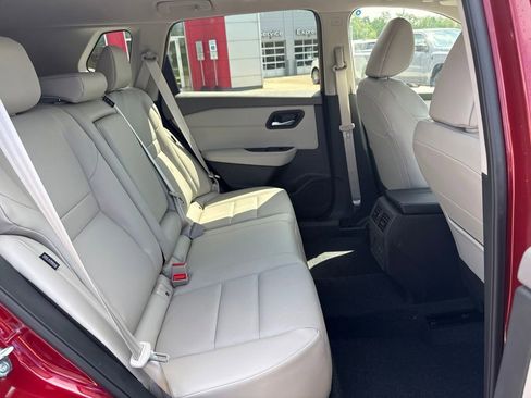 New 2026 Nissan Rogue SV AWD/4WD image 25
