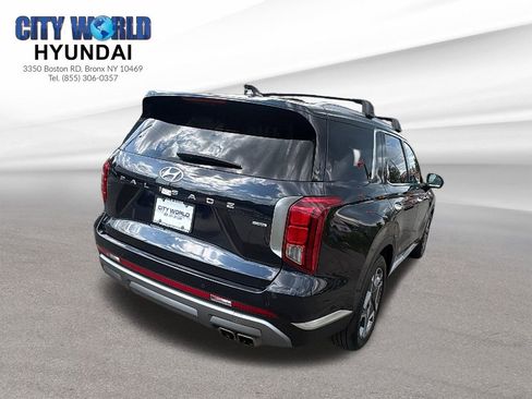 Used 2024 Hyundai Palisade Limited AWD/4WD image 5