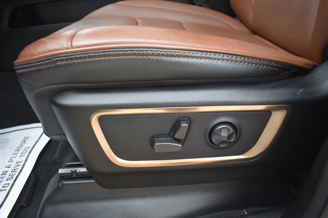 Used 2022 RAM 1500 Limited w/ Body Color Bumper Group AWD/4WD image 16