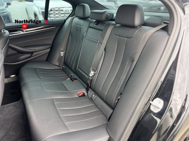 Used 2021 BMW 530e w/ M Sport Package RWD image 15