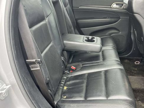 Used 2017 Jeep Grand Cherokee Limited w/ Luxury Group II AWD/4WD image 23