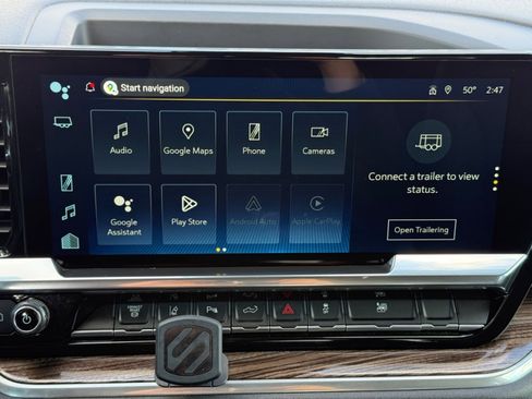 Used 2025 Chevrolet Silverado 3500 LT w/ Safety Package image 15