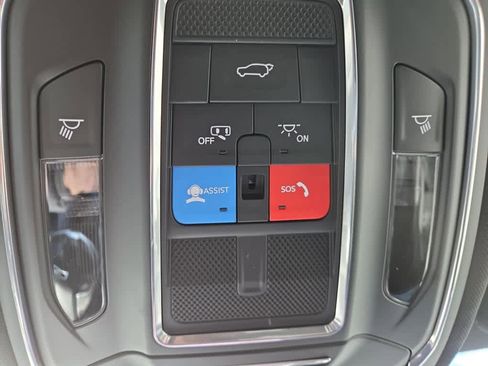 New 2025 Jeep Grand Cherokee Limited w/ MOPAR Finishing Package image 32