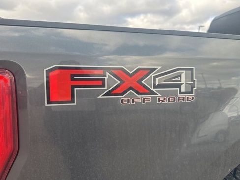 Used 2019 Ford F350 Lariat image 5